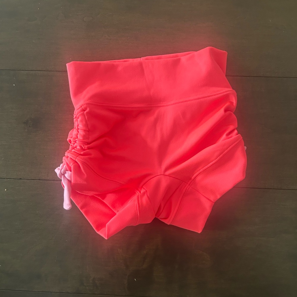 Jo+Jax LOVE ME KNOT SHORTS